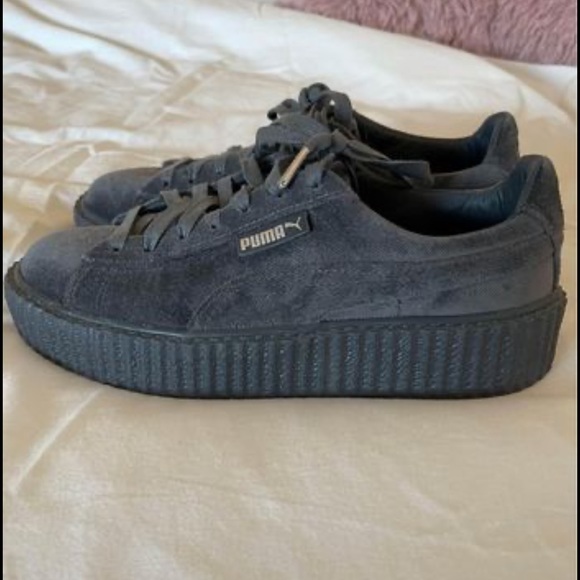 PUMA Suede Sneakers - Picture 3 of 4